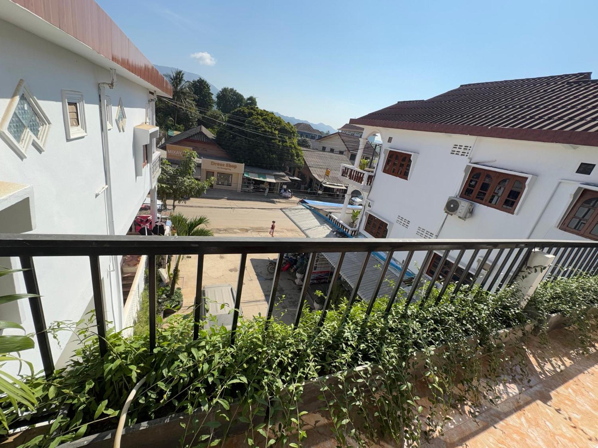 Vang Vieng Green Hotel Luaran gambar